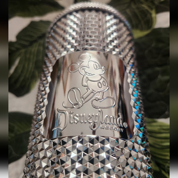 Disneyland Starbucks 100th Anniversary Studded Silver Chrome Venti Tumbler - Picture 1 of 5